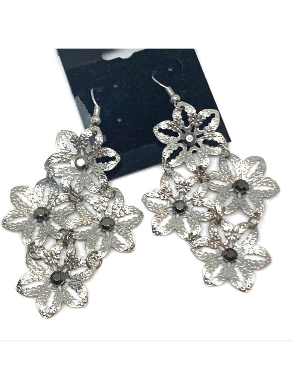 NEW-SILVER Flowers Rhinestones Chandelier Earrings